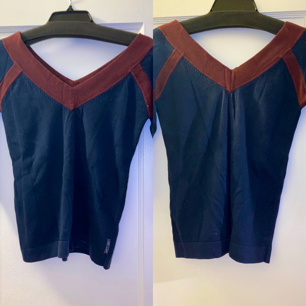A|X Armani Exchange open shoulder sweater sz S